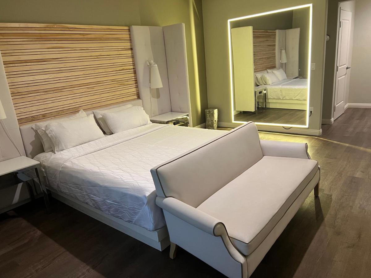 Aspire Inn & Suites Orange Ngoại thất bức ảnh