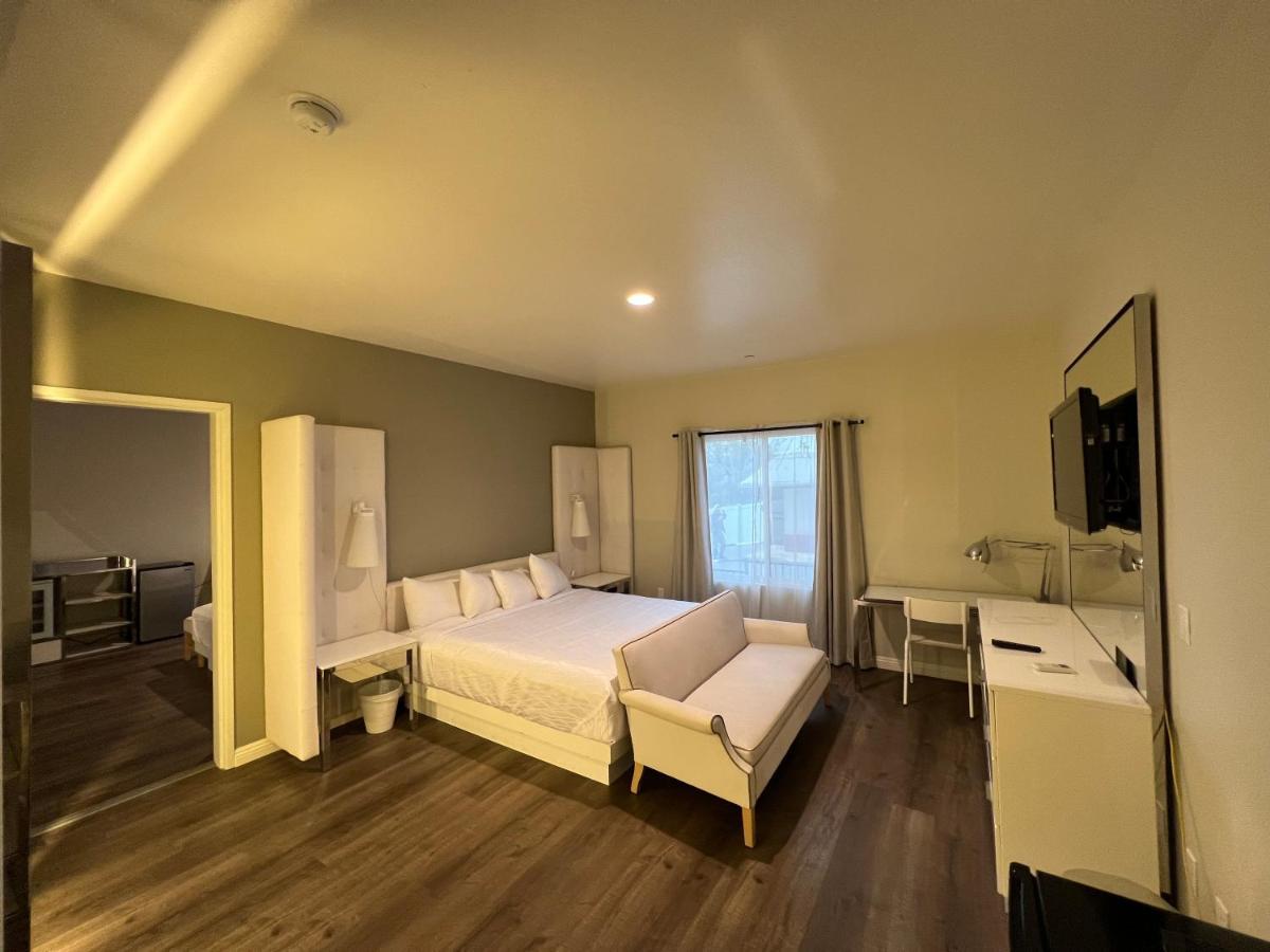 Aspire Inn & Suites Orange Ngoại thất bức ảnh